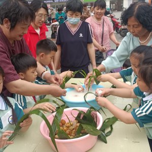 端午“粽”溫暖  共享一家親